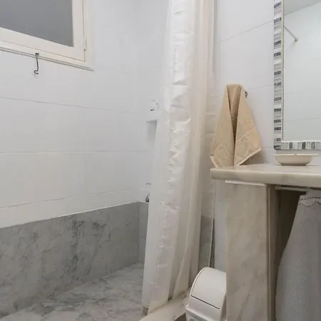 With Terrace On The Beachfront. Appartement Salinetas