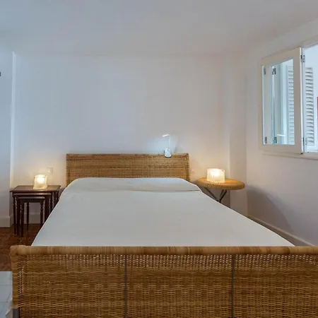 Appartement With Terrace On The Beachfront. Salinetas