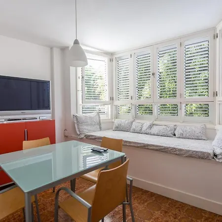 With Terrace On The Beachfront. Appartement Salinetas