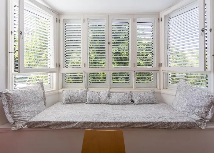 With Terrace On The Beachfront. شقة Salinetas